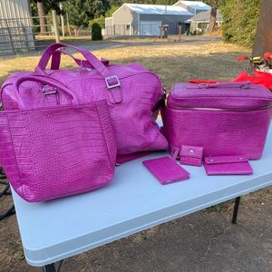 Vintage luggage set / overnight travel bag / Express / HOT PINK